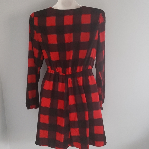 Express Buffalo Check Bow Dress - Picture 4 of 5